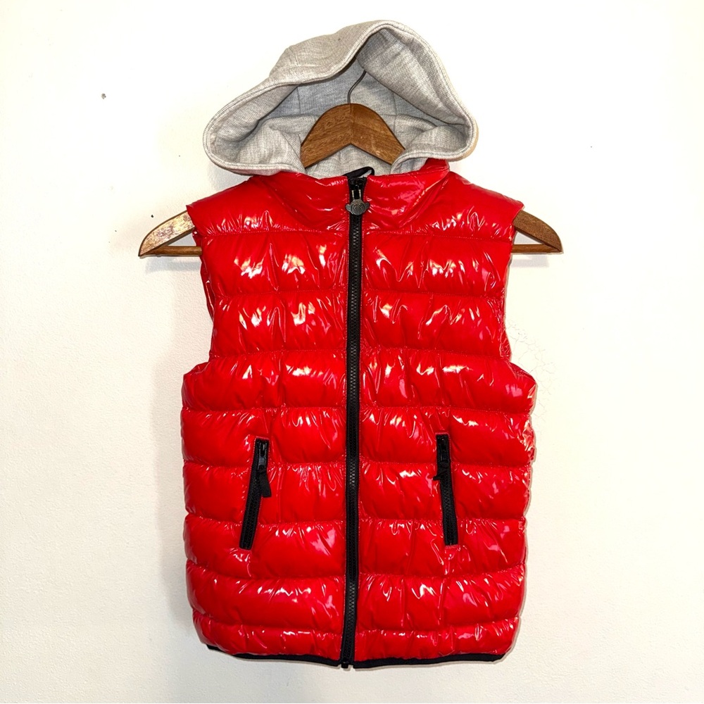 Appaman Apex Sleeveless Nylon Vest With Hood Red Size 8 Shinny